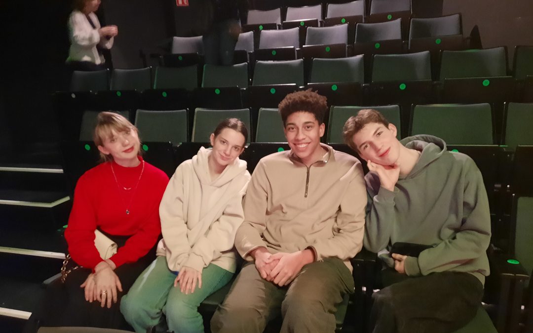 Weihnachtliches Englischtheater